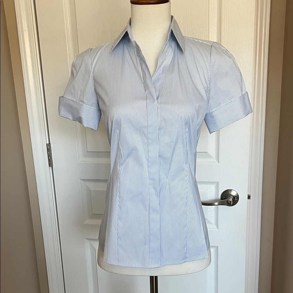 NWT Ann Taylor pinstripe short sleeve blouse shirt 00P